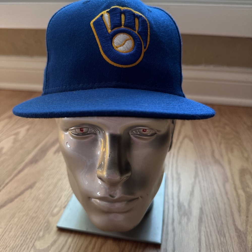 Milwaukee Brewers Baseball Cap New Era 59Fifty Official On Field Size 7 3/8 VTG